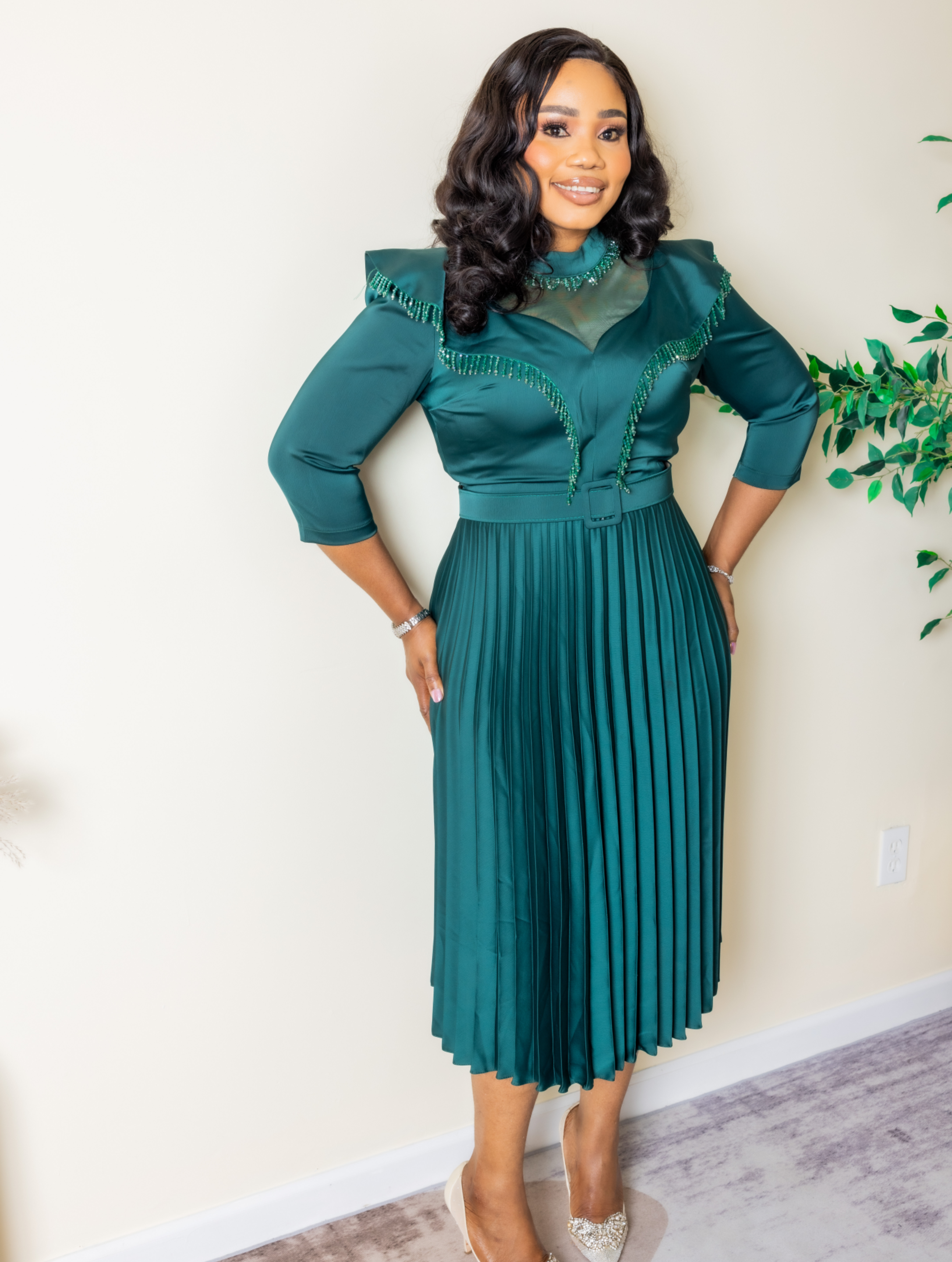 Bloom & Pleats Queen Dress