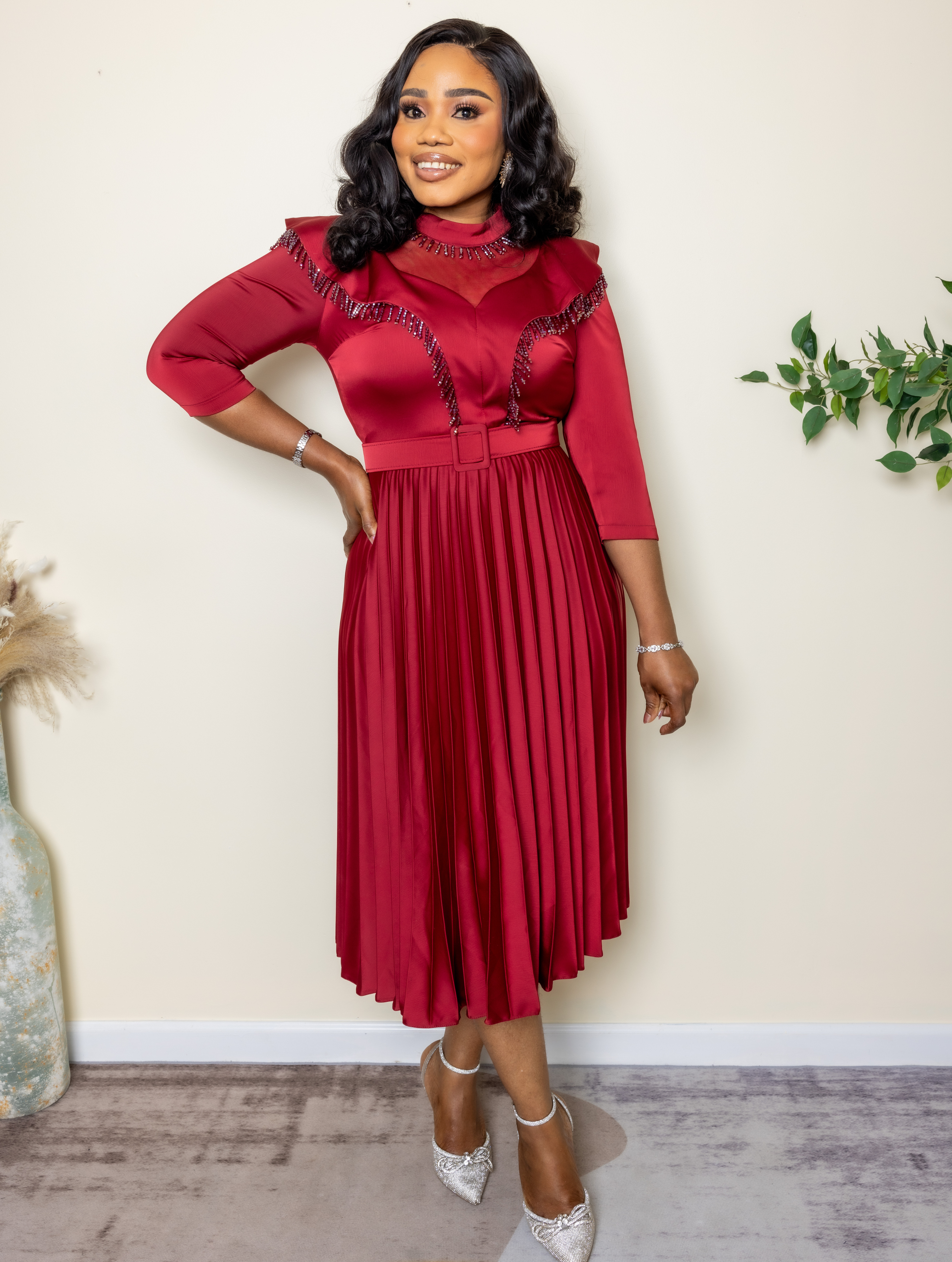 Bloom & Pleats Queen Dress