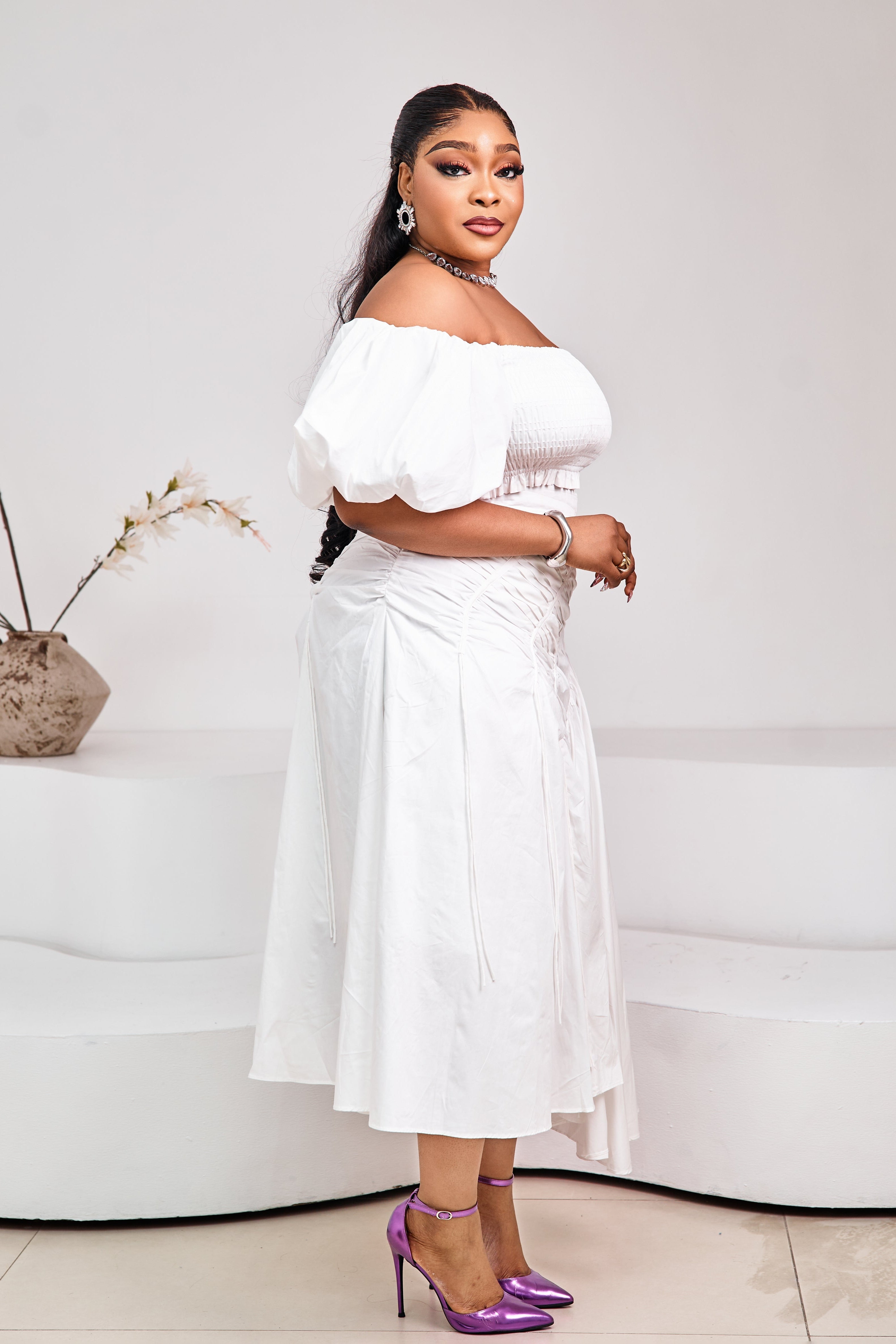Sterra Fashion Orchid Pearl Luxe jewelry set featuring elegant pearl earrings and necklace on a white background.