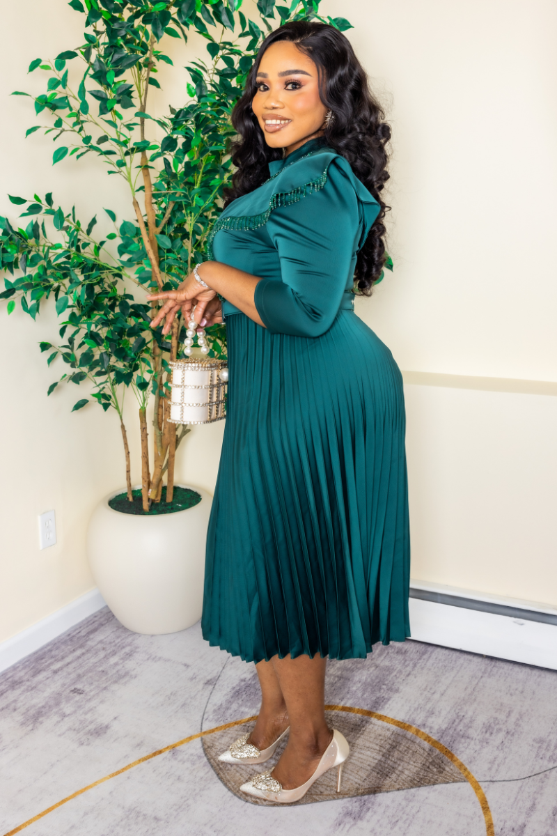 Bloom & Pleats Queen Dress - STERA FASHION 